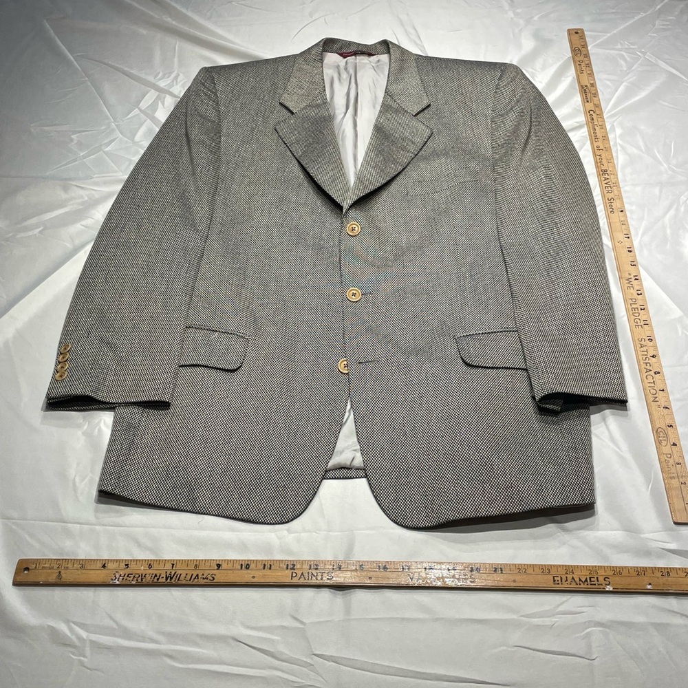 Samuelsohn size 54/44/Large oversized Gray Herringbone Sport jacket